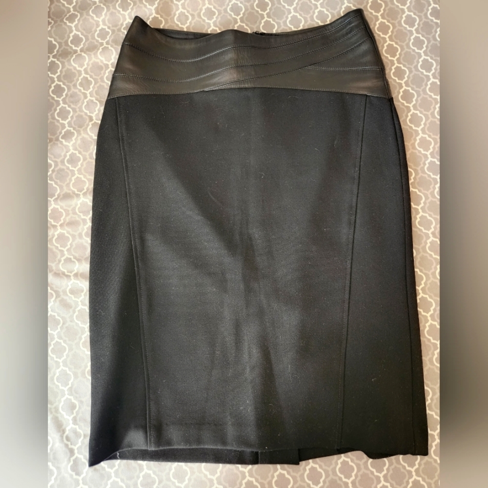 BCBGMaxazria knee length skirt Faux Leather Band Around Waist